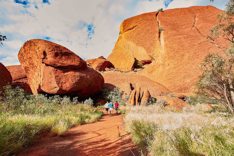 2-Day Uluru Sunset And Kata Tjuta Tour From Ayers Rock - Tourism Caloundra 2