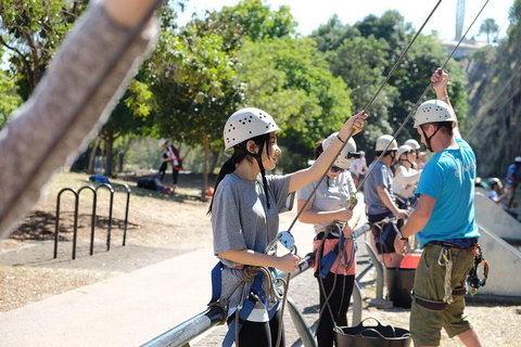 Rock Climbing At The Kangaroo Point Cliffs In Brisbane - Tourism Caloundra 3