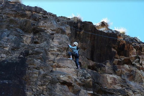 Rock Climbing At The Kangaroo Point Cliffs In Brisbane - Tourism Caloundra 5