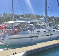 Sailing Curlew Escape on Moreton Bay - Tourism Caloundra
