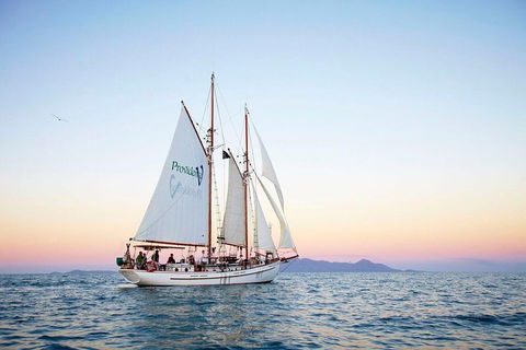 Fly & Sail Package (With Providence) - Tourism Caloundra 1