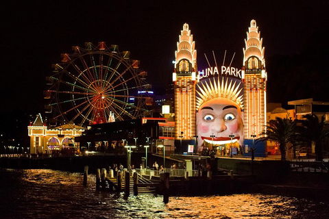 Sydney By Night - Private Luxury Night Tour - Tourism Caloundra 1