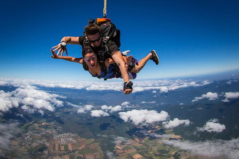 Reef And Rainforest Tandem Sky Dive In Cairns - Tourism Caloundra 3