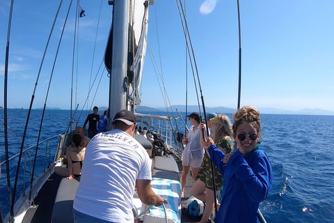 Ocean Free Green Island & Great Barrier Reef Snorkel Cruise, Cairns 25 Guests - Tourism Caloundra 3