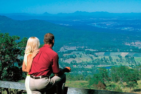 Full Day Small Group Luxury Tour To Tamborine Mountain - Tourism Caloundra 2
