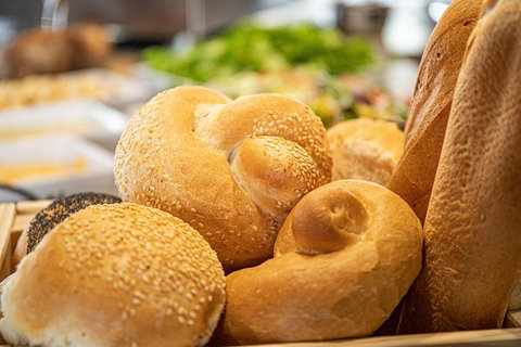 Dinner Buffet Cruise On The Gold Coast - Tourism Caloundra 3