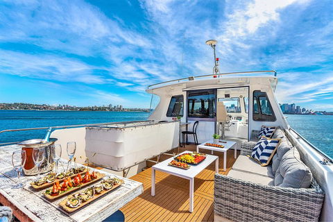 Vivid 90-Minute Sydney Harbour Intimate Catamaran Cruise With Canapes - Tourism Caloundra 4