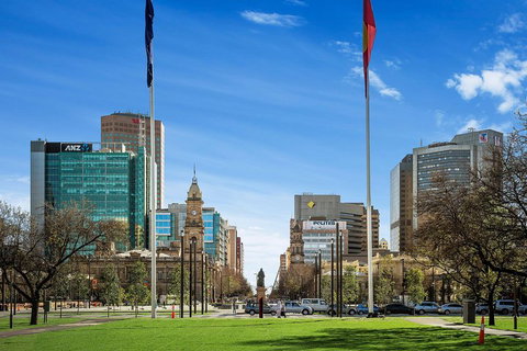 Adelaide Highlights, Hahndorf & McLaren Vale Wine Tasting And Sightseeing Tour - Tourism Caloundra 1
