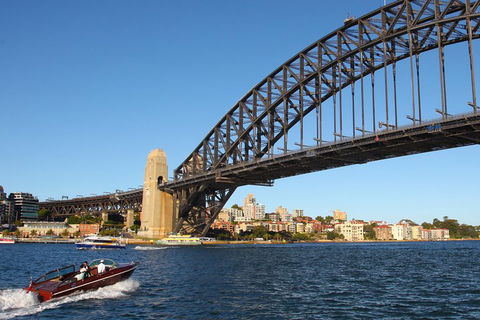 Private Icons And Highlights Cruise Of Sydney Harbour - Tourism Caloundra 1