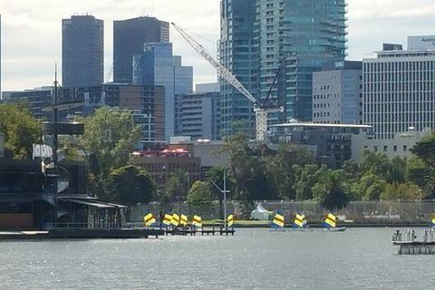 In And Around Melbourne - Tourism Caloundra 1