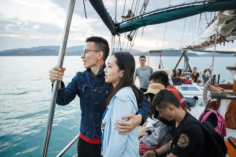 Whitsunday Islands Private Sailing Experience With Snorkeling & Langford Reef - Tourism Caloundra 2