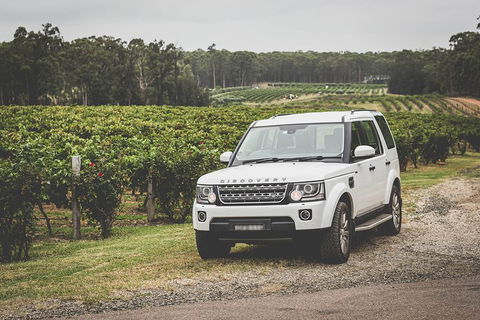 Hideaway Private Tours Hunter Valley- Indulgence Wine Tour (Full Day) - Tourism Caloundra 0