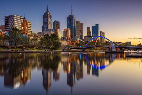 Nightlife In Melbourne: St Kilda - Tourism Caloundra 3