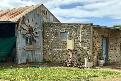 Kangaroo Island Half Day Food And Wine Trail Tour - Tourism Caloundra 1