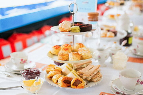 High Tea Cruise On Popeye - Tourism Caloundra 4