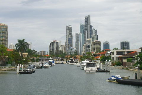 Gold Coast City Sights Tour From Brisbane - Tourism Caloundra 4