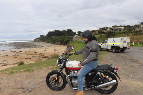 Royal Enfield Interceptor 650cc - Tourism Caloundra 3