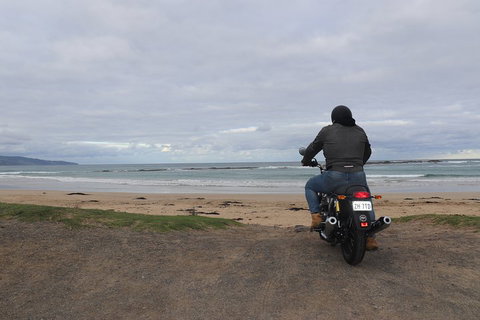 Royal Enfield Interceptor 650cc - Tourism Caloundra 5