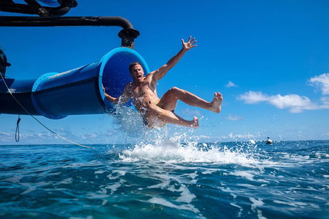 Outer Reef Pontoon Experience From Cairns - Tourism Caloundra 2